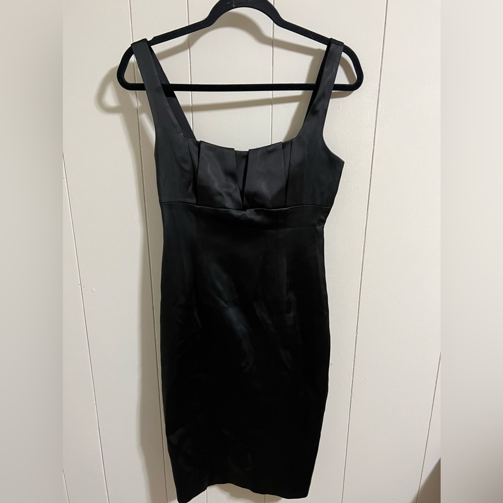 Sexy David Meister size 2 black satin luxury dress little black dress